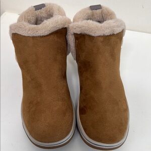 Cozy Brown Suede Women's Boots